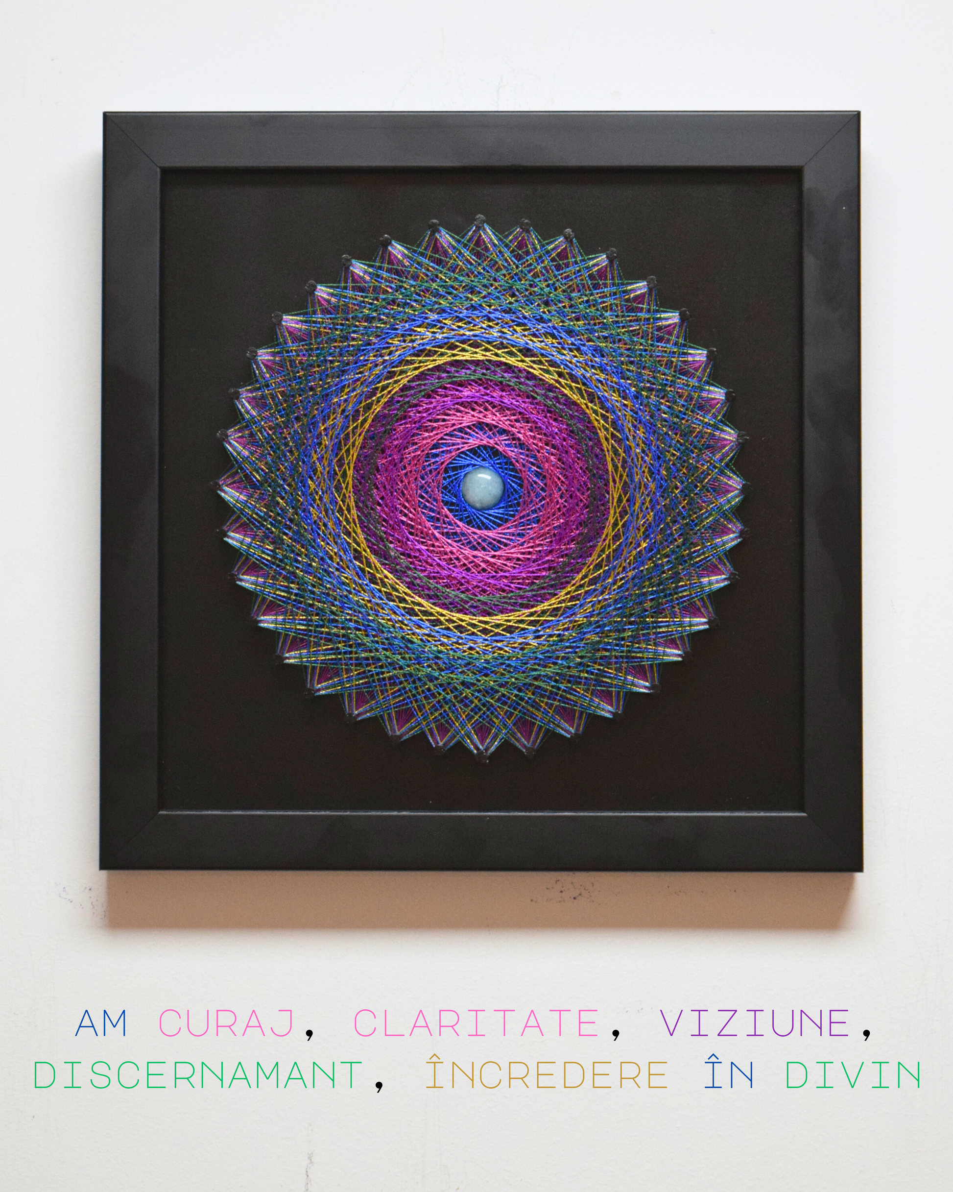 Tablou mandala cu intenție – cadou perfect pentru cei aflați într-un proces de transformare interioară sau reconectare spirituală.