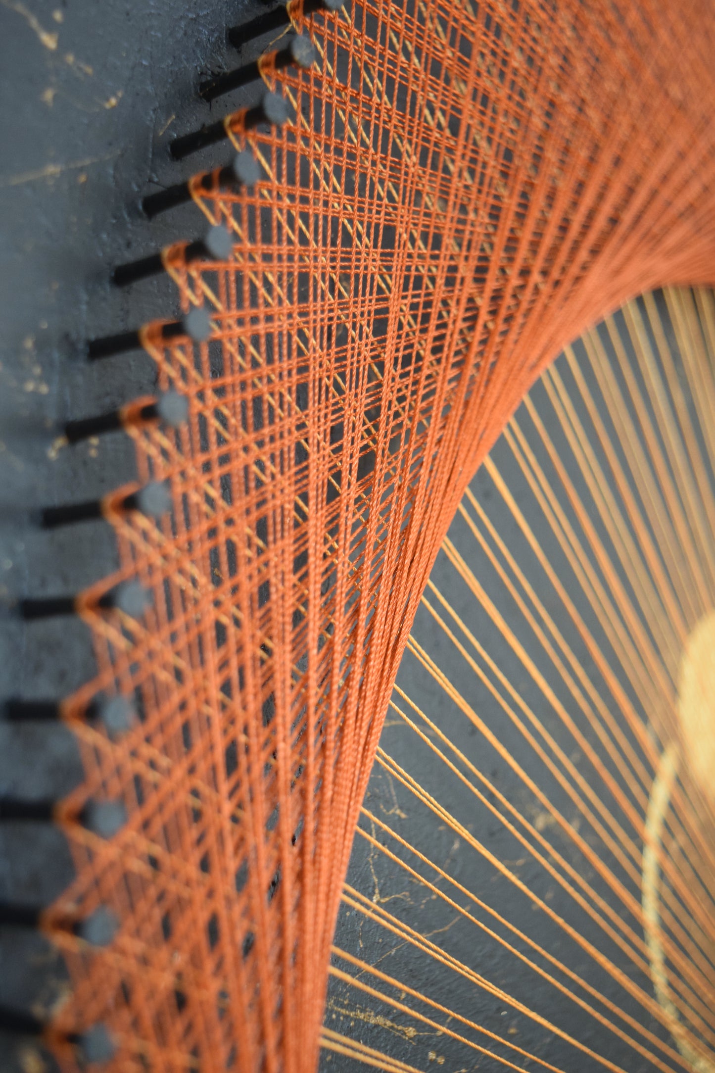 Close-up of strong thread design in Infinity Yin Yang string art – showcasing precision and handcrafted detailing.